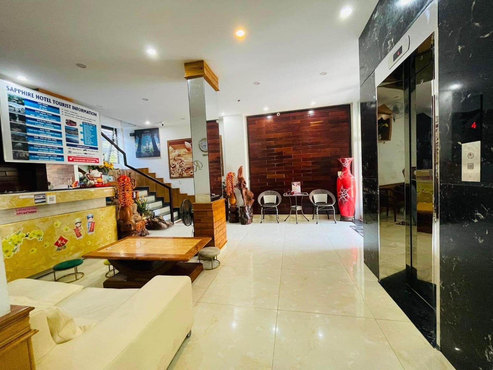 Sapphire Hotel Hue Exterior photo