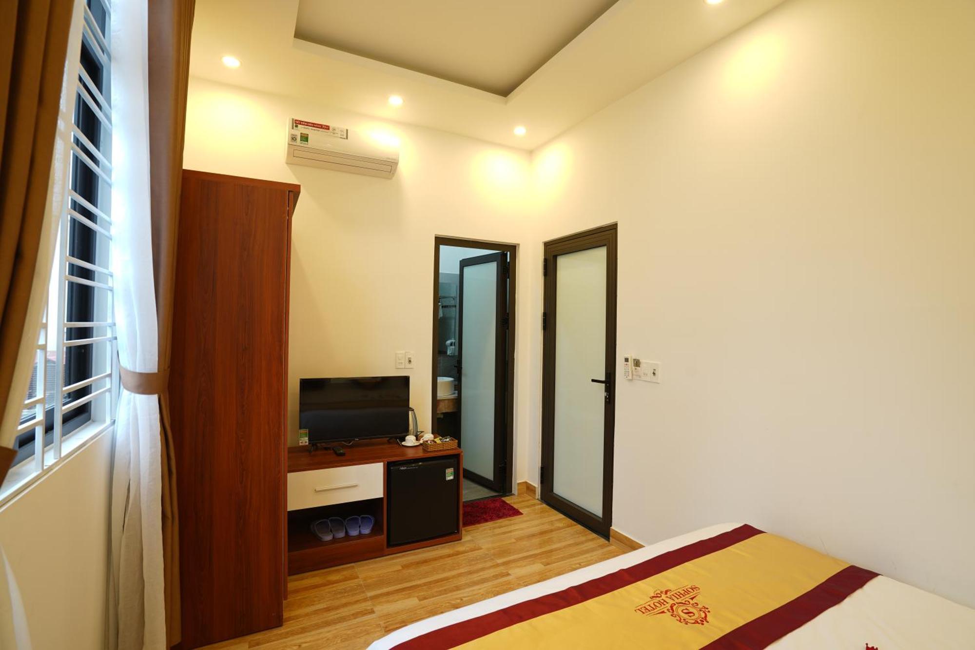 Sapphire Hotel Hue Room photo